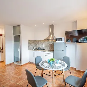 2 En La Muralla Romana Junto A La Catedral Apartment Tarragona